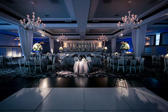 Nicole & Mike Wedding-676