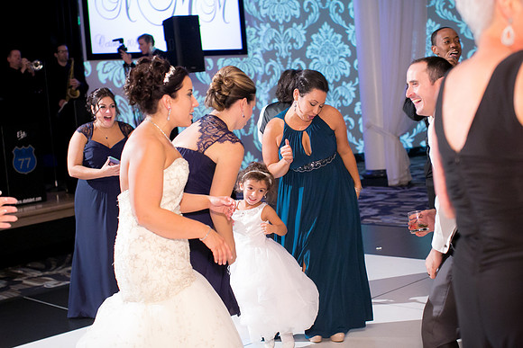 Nicole & Mike Wedding-1051