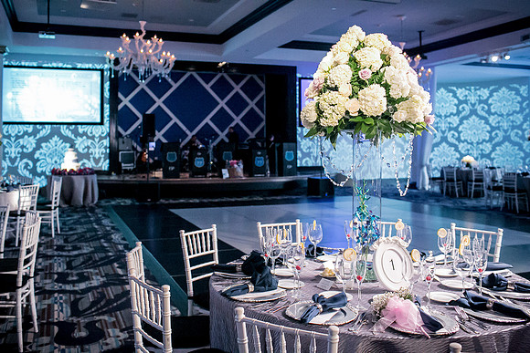 Nicole & Mike Wedding-662