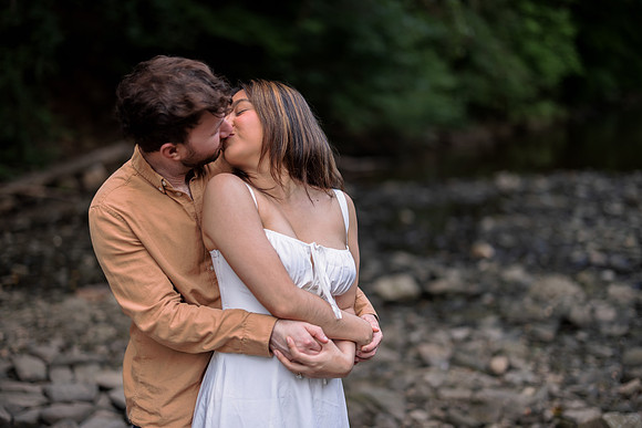 Stef & Nick - engagement portrait-108