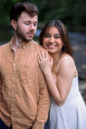 Stef & Nick - engagement portrait-97