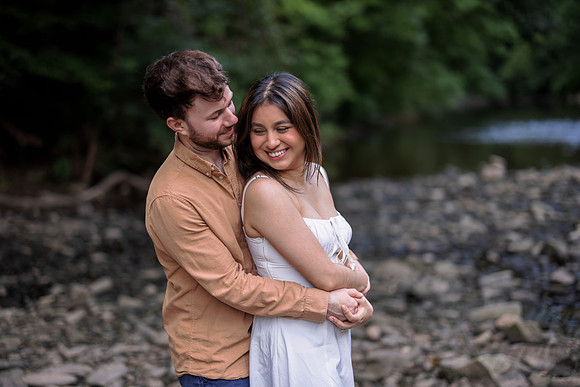 Stef & Nick - engagement portrait-104