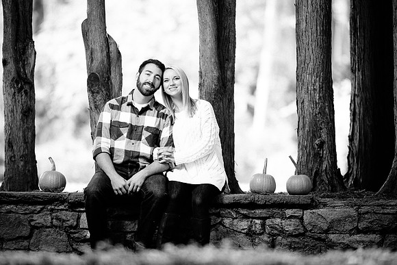 Mary & Victor - Engagement Portraits -041