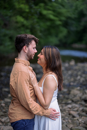 Stef & Nick - engagement portrait-77