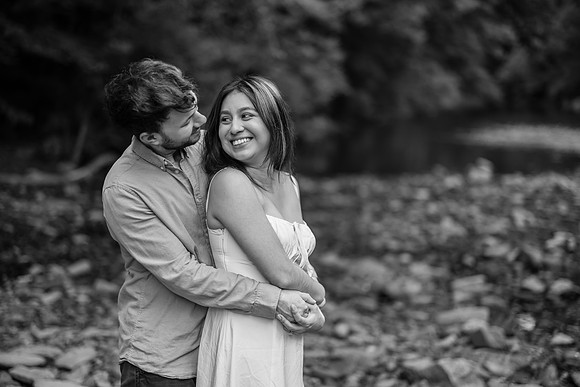 Stef & Nick - engagement portrait-105