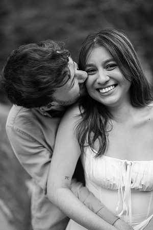 Stef & Nick - engagement portrait-27