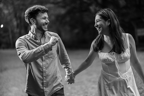 Stef & Nick - engagement portrait sneak peek-12